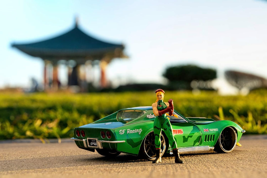 Jada Toys Street Fighter Figur Cammy White mit Modellauto 1969er Chevrolet Corvette Stingray ZL1 - S