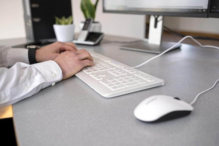 CHERRY KC 1000 - USB Tastatur - Flaches Design - Kabelgebunden - „der Blaue Engel“ - GS-Zulassung -