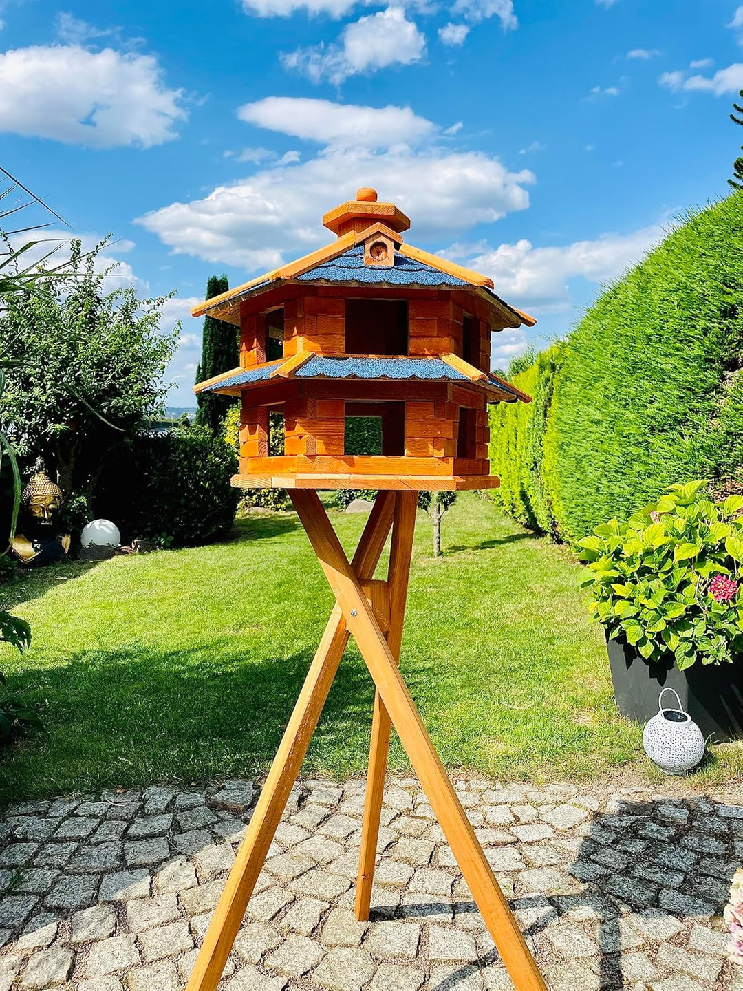 DARLUX Vogelvilla wetterfest von L bis XL Futterhaus Vogelhaus mit oder ohne Ständer in Braun mit Ro