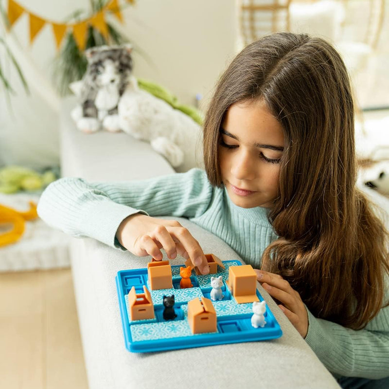 SmartGames - Cats & Boxes, Puzzle Game with 60 Challenges, 7+ Years, SG450