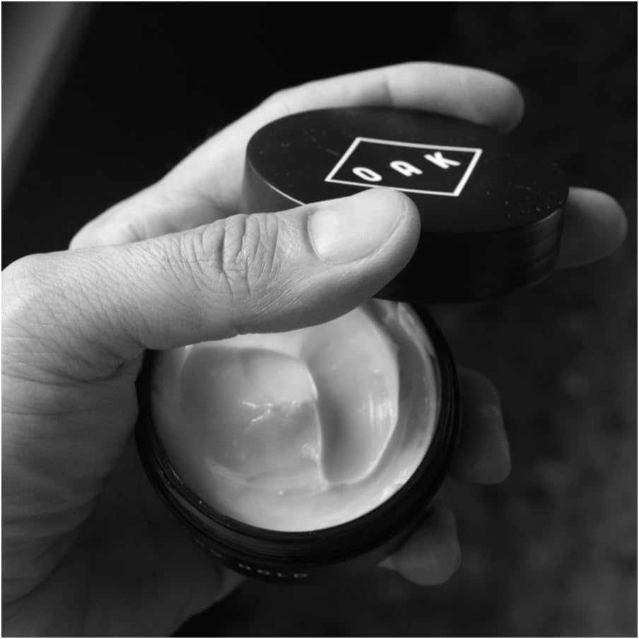 OAK BEARD HOLD I Bartwachs, Bartpomade (50 ml): Bringt Halt und kompakte Form. Bartstyling mit natür