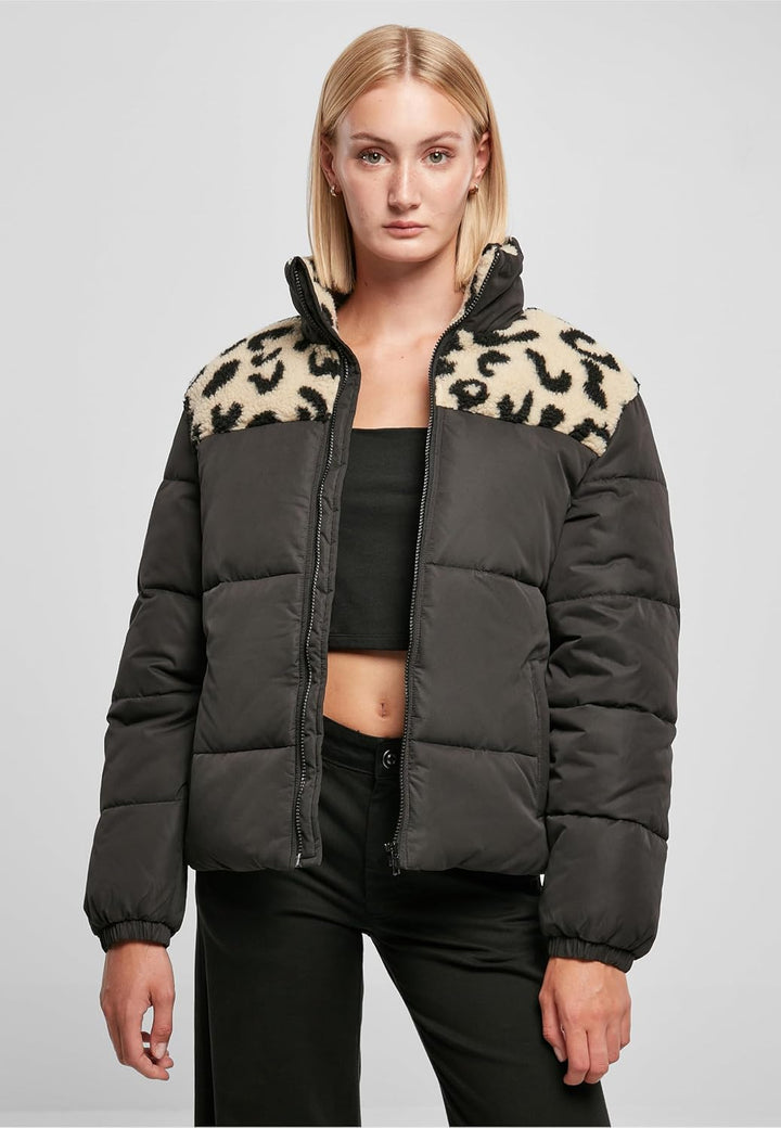 Urban Classics Damen Ladies AOP Sherpa Mixed Puffer Jacket Jacke 5XL Black/Sandleo, 5XL Black/Sandle