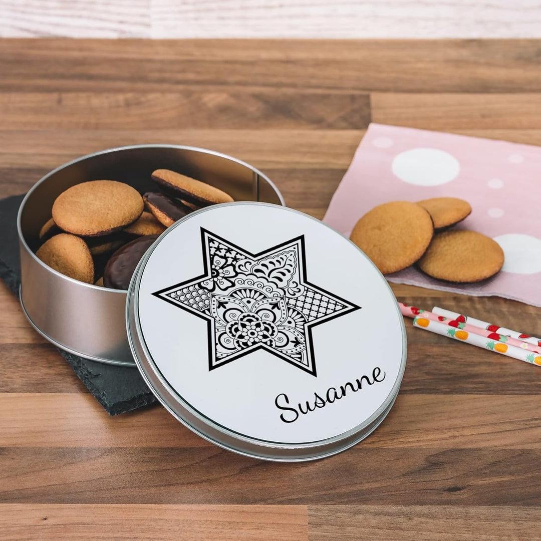 gravur-farbik.de – personalisierbare runde Dose mit Name oder Wunschtext – Zentangle Stern Motive –
