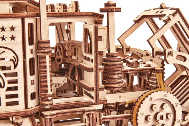Wood Trick Big Rig Mechanischer Spielzeuglastwagen - Leistungsstarker Gummibandmotor - Realistischer