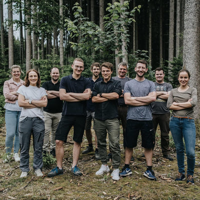 WOODS Hakenleiste Garderobe Holz massiv I Garderobenleiste Landhaus I moderne Wandgarderobe aus Holz