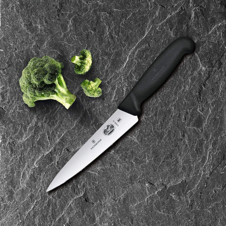 Victorinox Fibrox Kochmesser, Breites Universalmesser für Obst und Gemüse, 15 cm, Gerade Klinge, Sch