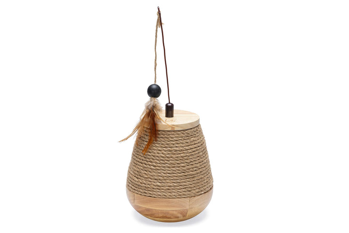 Designed by Lotte Tumble Mae, Katzenspielzeug, Holz, 15x15x18 cm