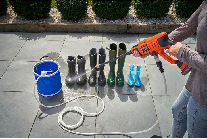 Black+Decker Ansaugschlauch + Adapter BZOIHK2 (für Akku-Druckreiniger, zur flexiblen Wasserentnahme