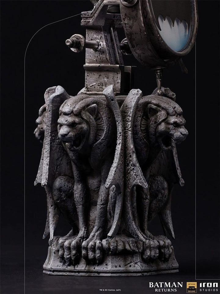 Iron Studios Deluxe: Batman Returns - Batman Art Scale Statue (1/10) (DCCBAT43921-10)