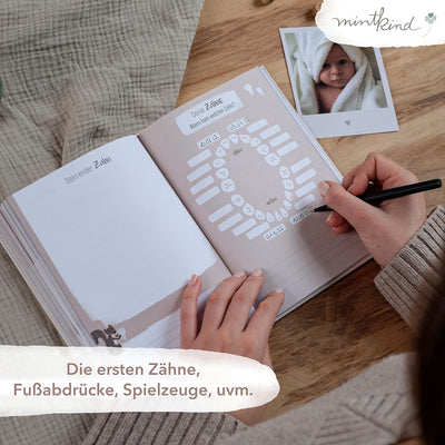 mintkind® Babyalbum "Dein erstes Lebensjahr" A5 Natur + Sticket Set | Baby Fotoalbum zum Selbstgesta