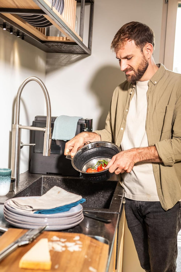 RÖSLE Gourmethobel Hochwertiger Hobel für Trüffel, feine Pilze, Parmesan / Radieschen, hauchdünne Sc