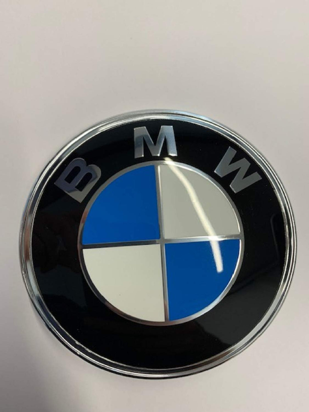 BMW Plakette Heckklappe 3er E30 5er E28 Z3 E36 / NEU/ORIGINAL