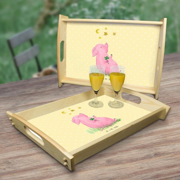 Mr. & Mrs. Panda Holztablett Schwein Glück - Geschenk, Gute Laune, Tiere, Küchentablett, Serviertabl