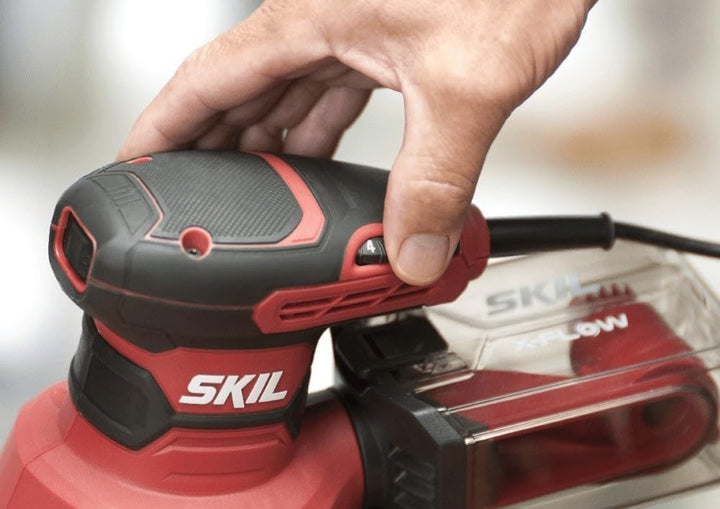 SKIL 7471AA 125mm Exzenterschleifer (300 W, „VRS“-Ausgleichsgewichtssystem, Einhandbetrieb, Drehzahl