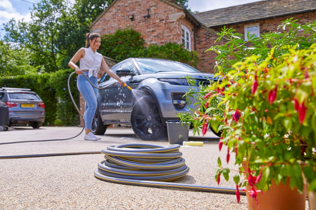 HOZELOCK - Ultramax Schlauch 12,5 mm x 30 m, bis zu 70% recyceltes PVC, robust, witterungsbeständig,