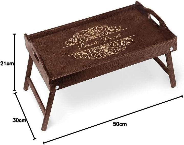 Maverton Serviertisch mit Gravur - für Zwei - Snack-Tablett mit Griffen - klappbare Beine - erhöhter