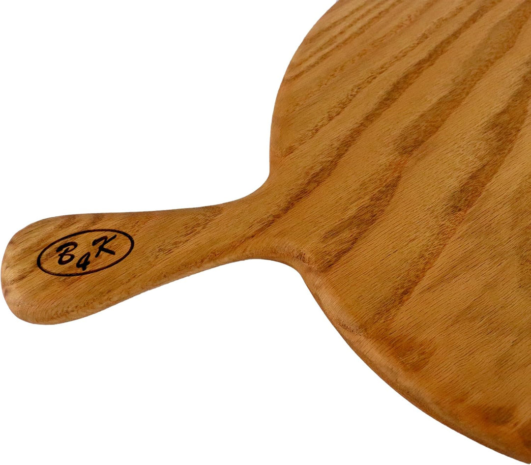 B4K® ⌀ 30 cm | Pizzabrett mit Griff aus Eichenholz | Antibakterielle Oberfläche | Geölt | Zweiseitig