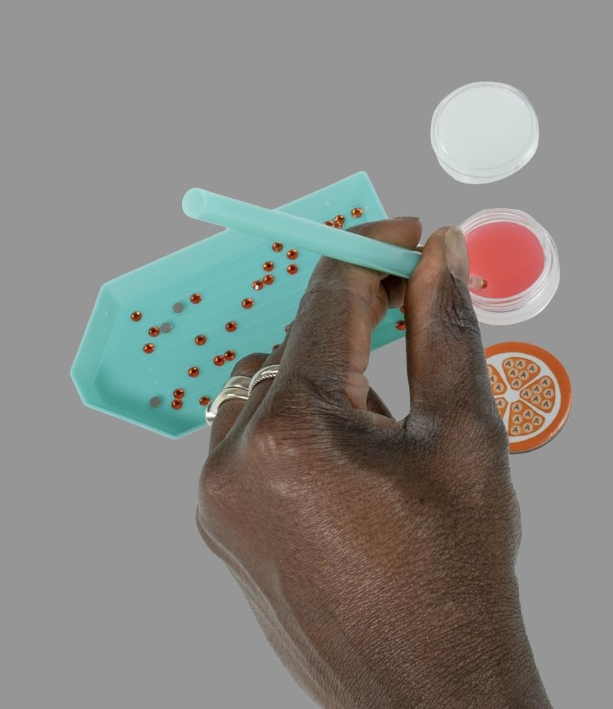 Weihnachtszauber - Der Diamond-Painting-Adventskalender. Mit Material und Werkzeug für 24 Baumanhäng