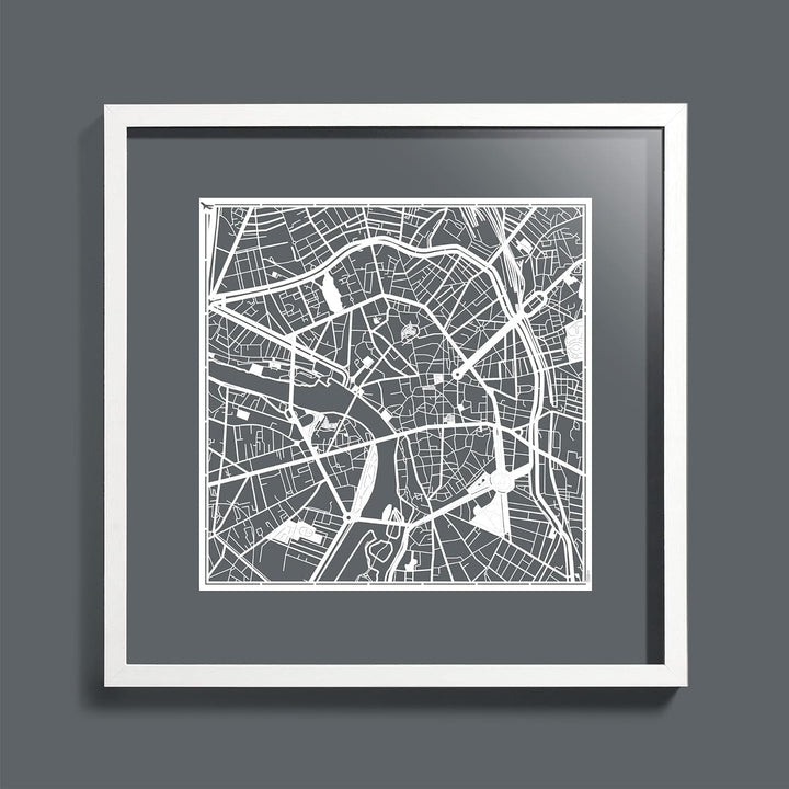 O3 DESIGN STUDIO Toulouse Papierschnitt Karte Weiss 30x30 cm Papierkunst, Toulouse