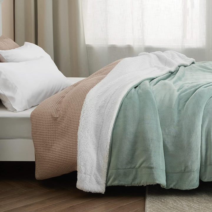 BEDSURE Kuscheldecke - Warm Sherpa Wolldecke & Sofadecke, Flauschig Sofaüberwurf Decke, Dicke Couchd