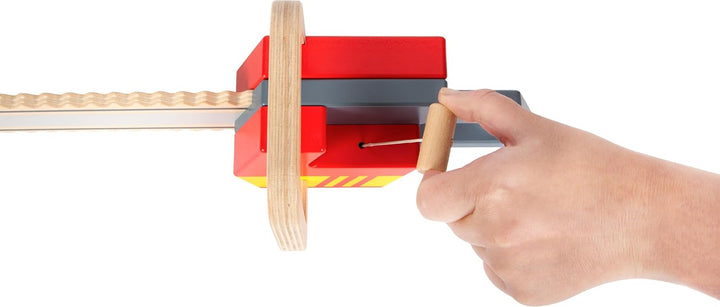 small Foot Kettensäge aus Holz, Rollenspielzeug zum Thema Feuerwehr, mit Sound, für Kinder ab 3 Jahr