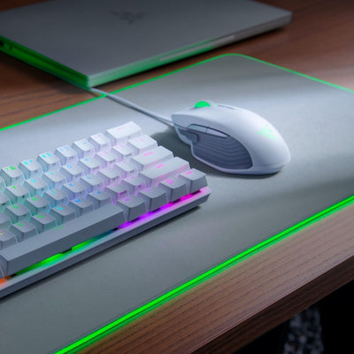 Razer Goliathus Extended Chroma Mercury - Extra grosse weiche XXL Gaming Maus-Matte mit RGB Beleucht