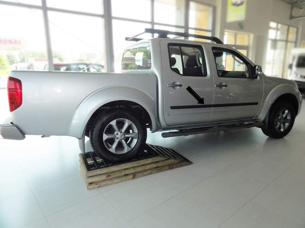 Spangenberg Seitenschutzleisten schwarz passend für Nissan Navara Double Cab Doppelkabine ab Facelif