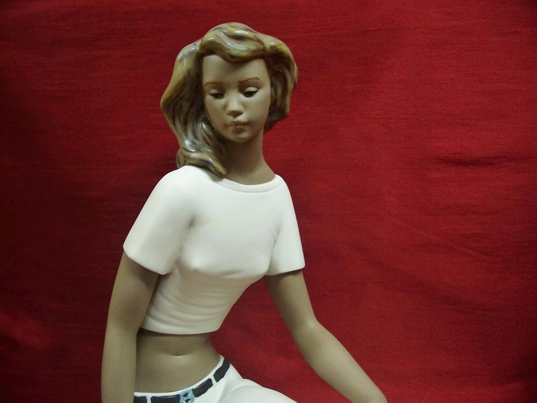 NAO Porcelain by Lladro Mediterranean Breeze GRES Collection 2012002