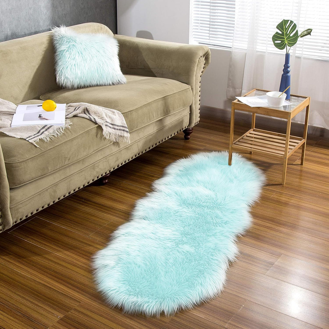 Teppich Wölkchen – Flauschiger Hochflor-Teppich Schlafzimmer - Schaffell Kunstfell Lammfell - Bettvo