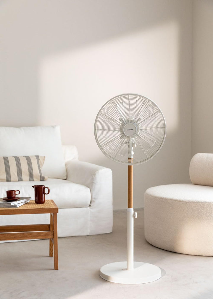 CREATE / AIR STAND WOOD/Standventilator Weiss und Naturholz mit Oszillation 75º / 50W, Ø36cm, 3 Gesc