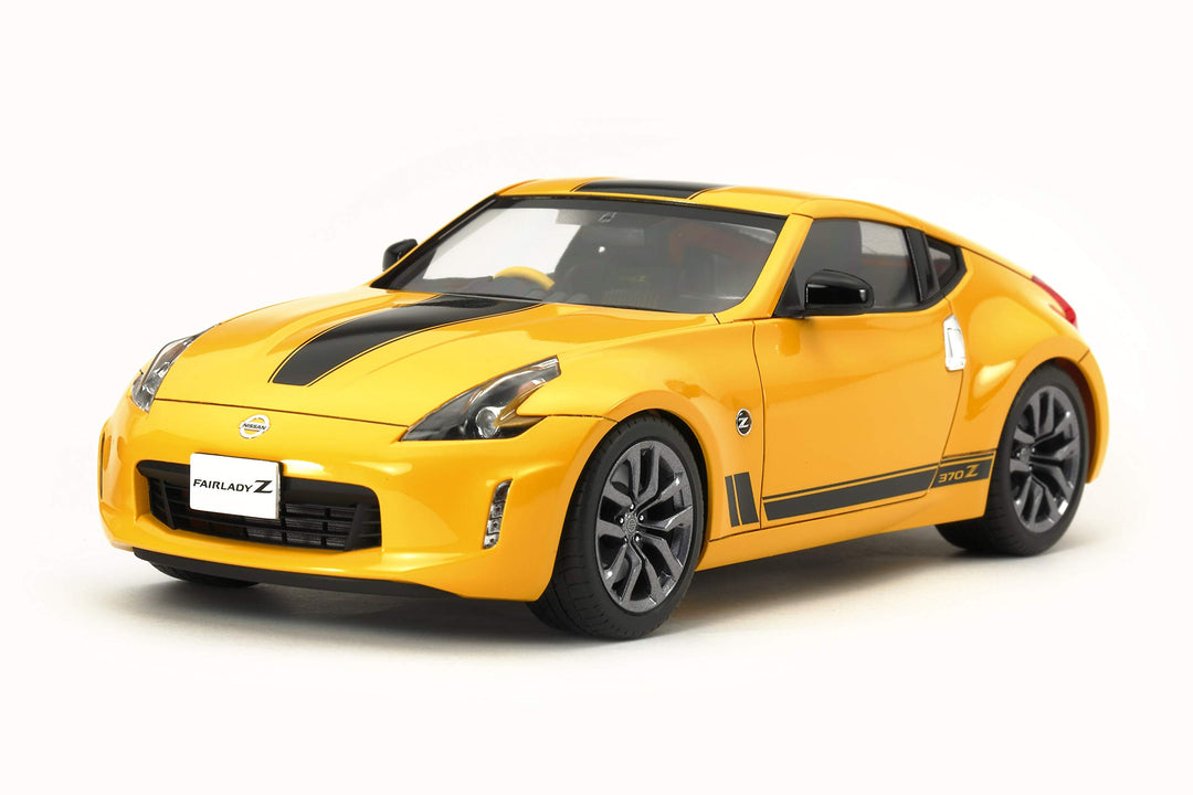 TAMIYA 24348 300024348 Nissan Fahrzeug 24348-1:24 370Z Heritage Edition, Modellbau, Plastik Bausatz,