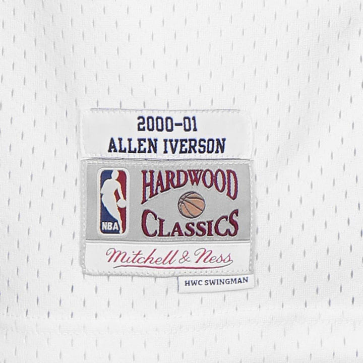 Mitchell & Ness Allen Iverson #3 Philadelphia 76ers 2000-01 Swingman NBA Trikot Weiss XL, XL