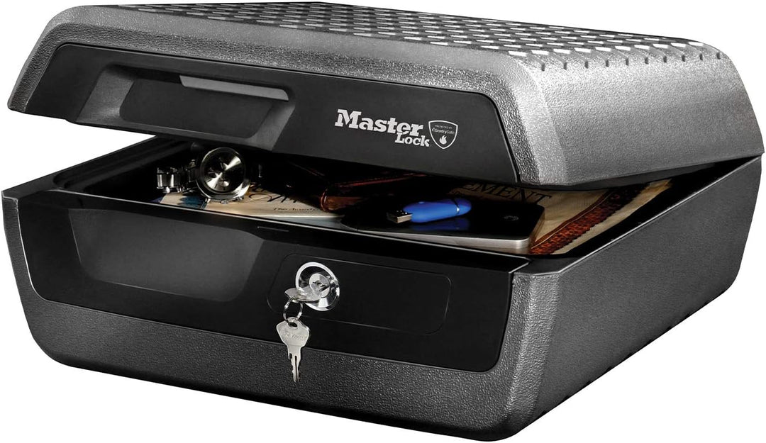 Master Lock Feuerfest Dokumentenbox und Feuerfest Dokumententasche LCFW30100 + FBWLZ0EURHRO, Feuerfe