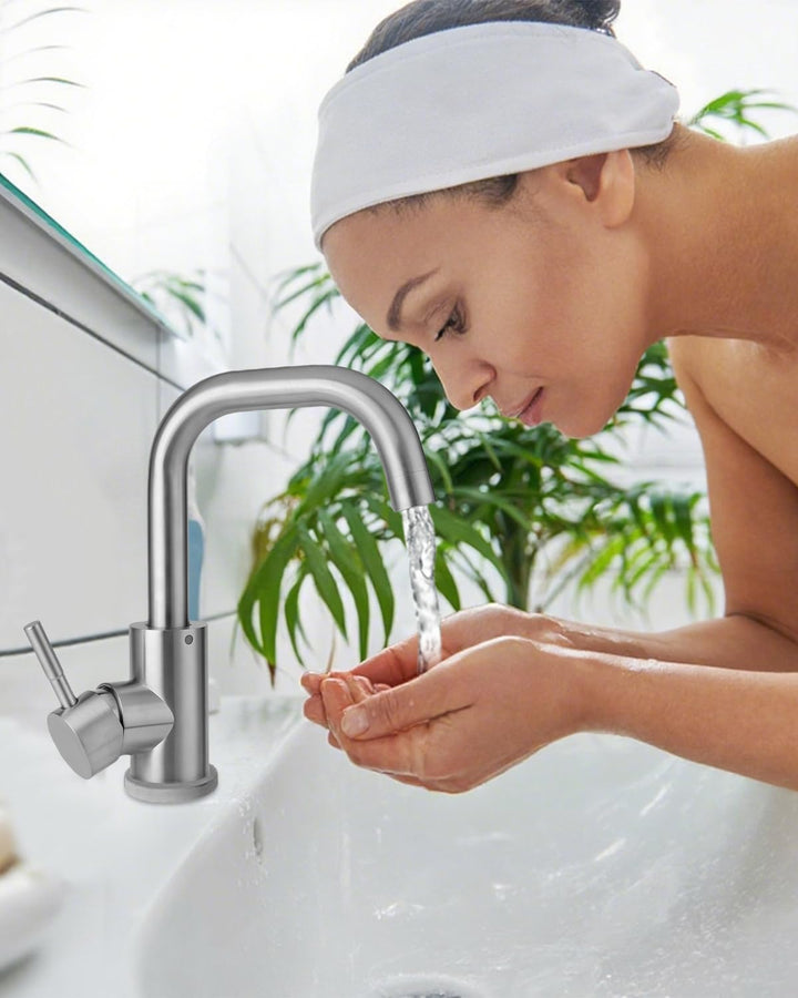 Wasserhahn Bad 360° Drehbar,Edelstahl Wasserhahn Badezimmer mit Warm/Kaltwasser Mischbatterie,Einheb