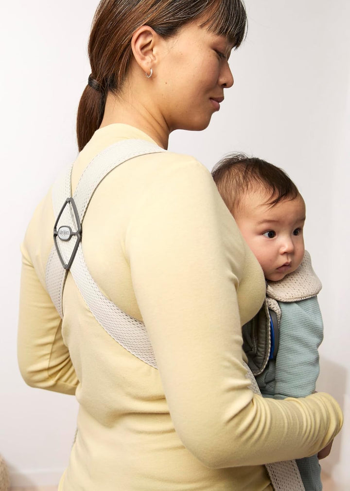 BabyBjörn Babytrage Mini, 3D-Netzstoff, Creme