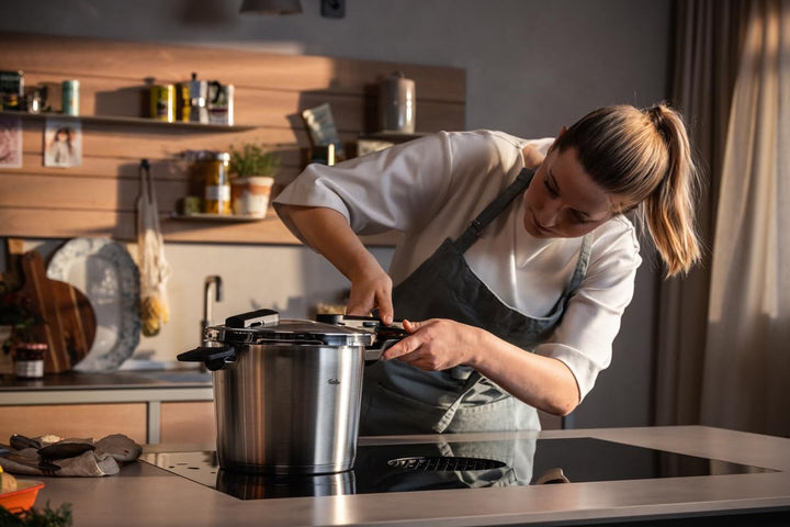 Fissler Vitaquick Premium/Schnellkochtopf-Set 2-teilig, Ø 22 cm (Schnellkochtopf 6 L + 3,5 Liter) m.