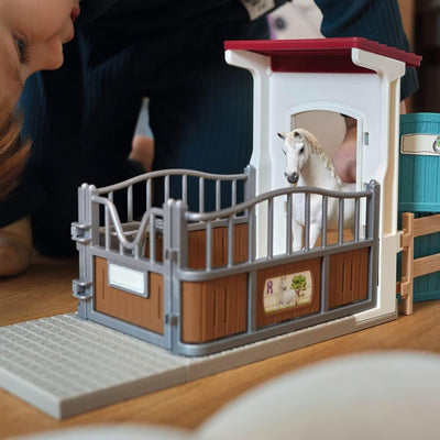 schleich 42569 Pferdebox zum modularen Reiterhof, für Kinder ab 5-12 Jahren, HORSE CLUB - Spielset