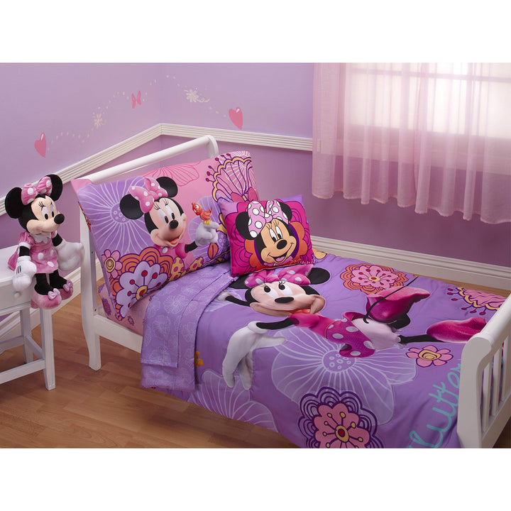 Disney 4 Piece Minnies Fluttery Friends Toddler Bedding Set, Lavender (Japan Import) Mehrfarbig, Meh