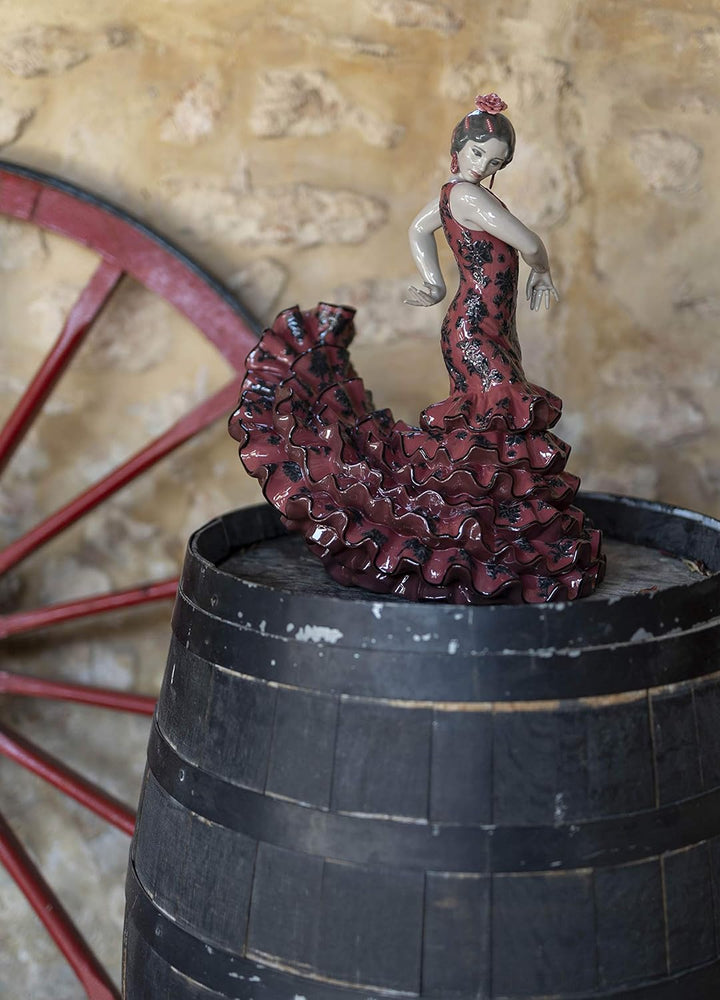 LLADRÓ Frauen-Skulptur Andalusisches Temperament. Rot. Flamenco. Porzellan.