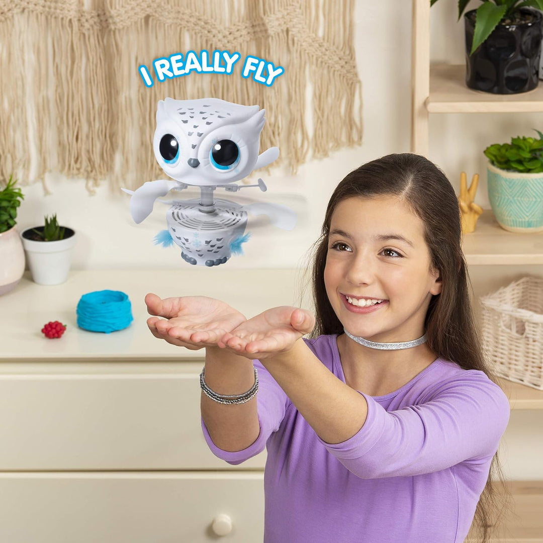 Owleez Fliegende interaktive Spielzeug - Babyeule mit Leuchteffekten und Sound, weiss