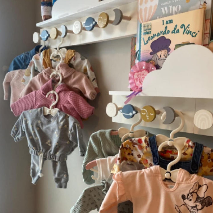 Kleiderbügel Kinder，29-37CM Mitwachsende Kinderkleiderbügel 20 Stück Stapelbare Baby Kleiderbügel mi