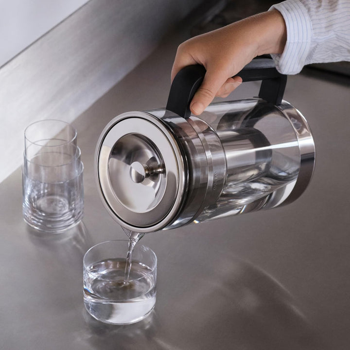 Aarke Purifier Large, Wasserfilterkanne aus Glas und Edelstahl, 1,7 l / 7 Tassen, inklusive Aarke Pu
