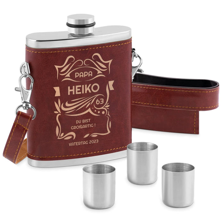 Maverton Flachmann mit Gravur - personalisiert - 250 ml - 3x10 ml Becher - aus Edelstahl - Ledertasc