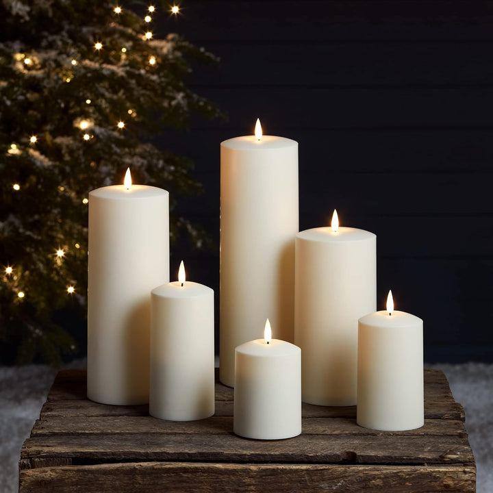 Lights4fun 6er Set TruGlow® Kerzen für Aussen mit warmweisser LED Flamme und Timer Garten Deko Balko