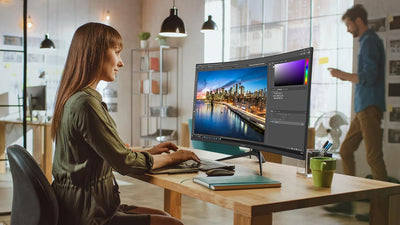 ODYS XP32 80cm (32") WQHD Curved Monitor (2.560x1.440 Pixel, 300 cd/m², 165Hz, 1ms Reaktionszeit, AM