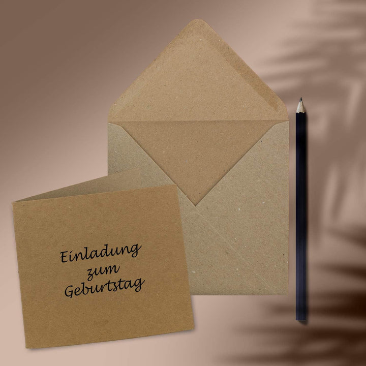 100x Kraftpapier Karten-Set inklusive Briefumschläge quadratisch - Braun - Grösse Faltkarten (gefalt