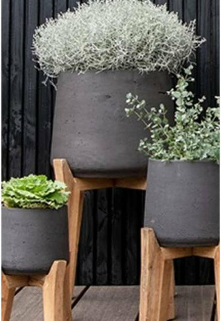 Finestgreen Patt Feet High | Handgefertigtes Pflanzgefäss auf Holzfüssen (XXL Ø:43,5 H:65 cm, Schwar