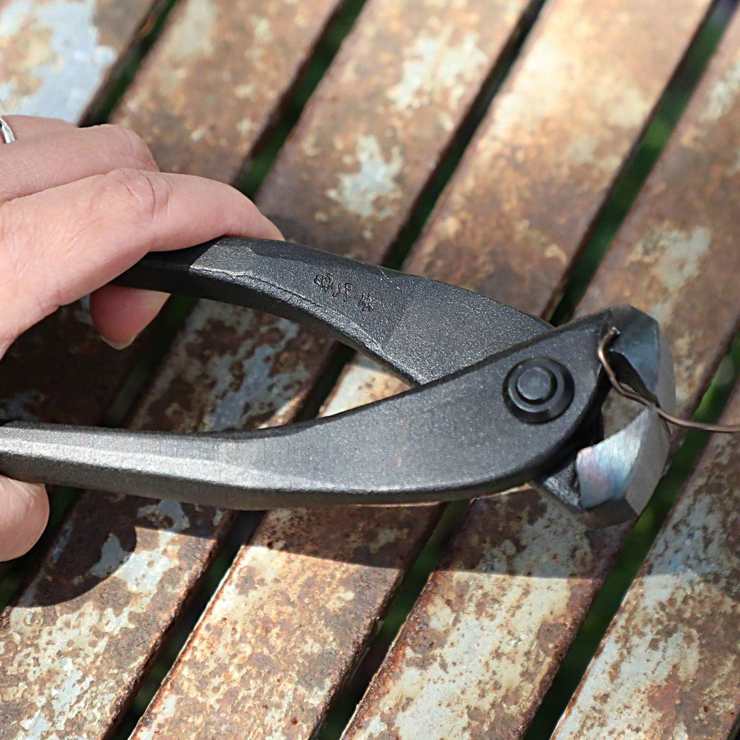 Wazakura Handgeschmiedete Seitenschneider-Zangen, Hergestellt in Japan, 8,25 Zoll (210 mm), Kuikiri