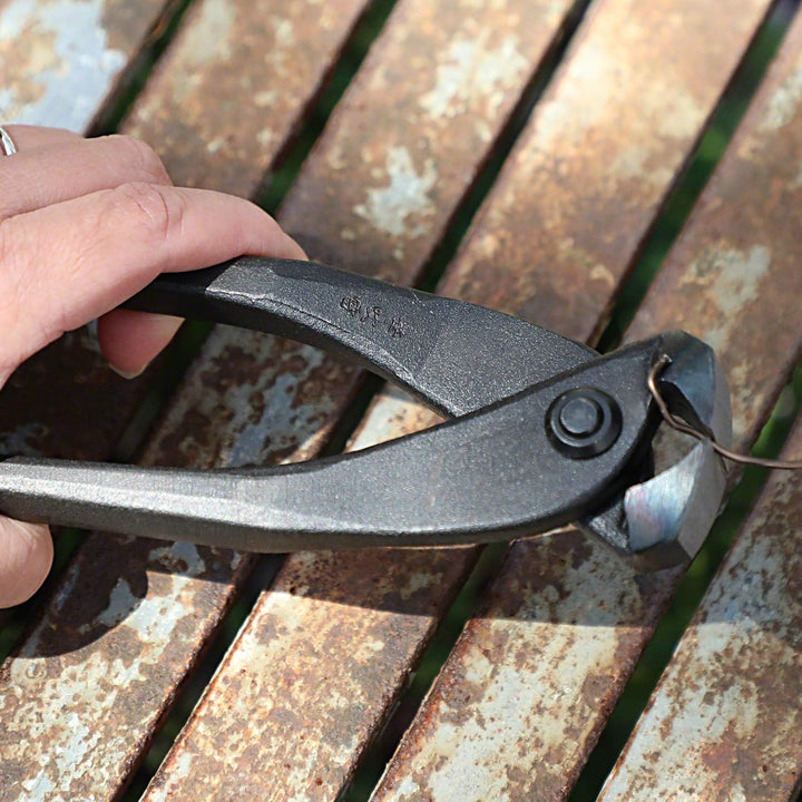 Wazakura Handgeschmiedete Seitenschneider-Zangen, Hergestellt in Japan, 8,25 Zoll (210 mm), Kuikiri