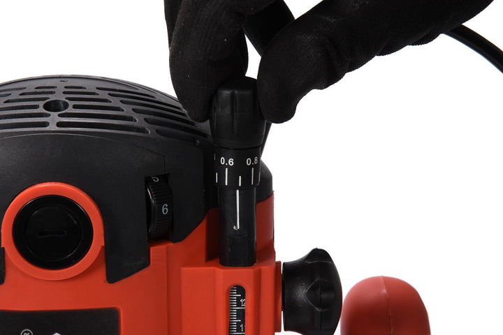 YATO Profi Oberfräse mit 2100 Watt, Ø 8 und 12 mm, Drehzahlregelung, Parallelanschlag, Tiefeneinstel